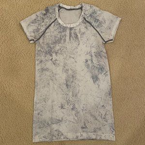Lululemon - Swiftly Tech Short-Sleeve Shirt - Size 2 - Marble Pattern